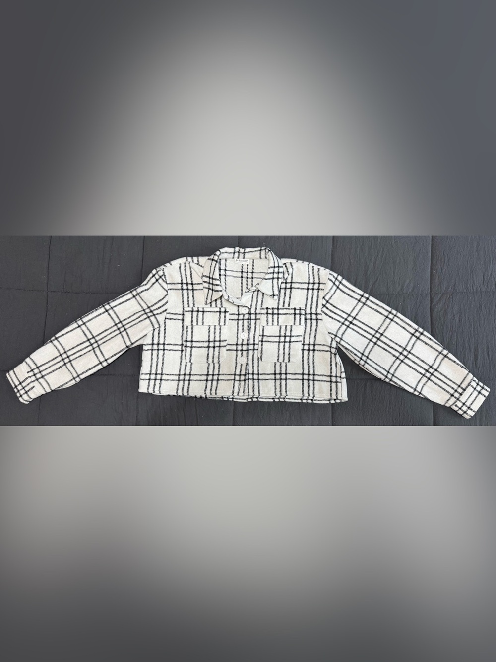 NWOT. Cropped White & Black Plaid Button-Down Flannel Shirt